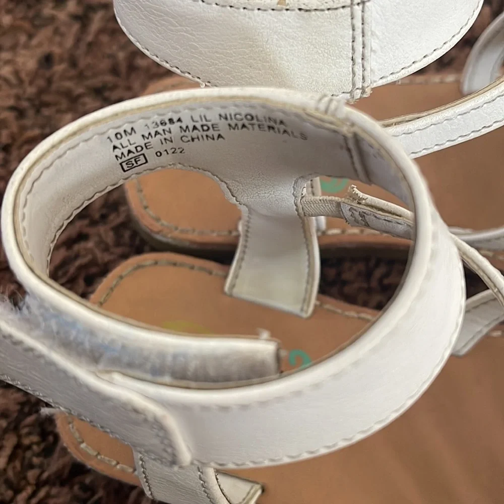 Sandals - Picture 3 of 5